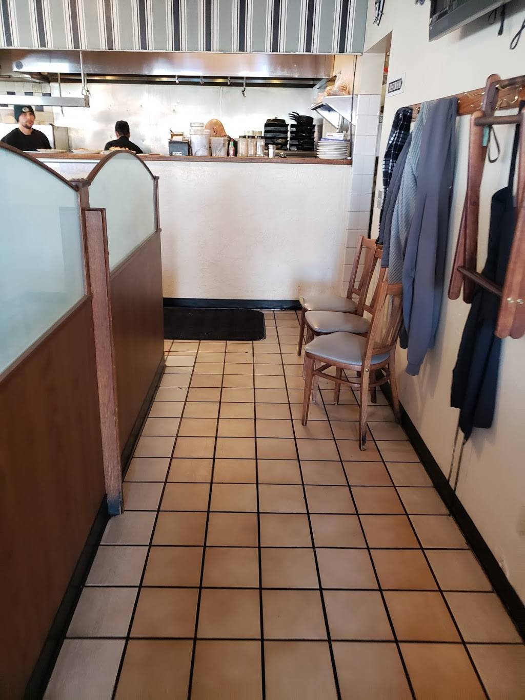 A Js Cafe & Grill | restaurant | 2800 Geer Rd, Turlock, CA 95382, USA | 2096674661 OR +1 209-667-4661