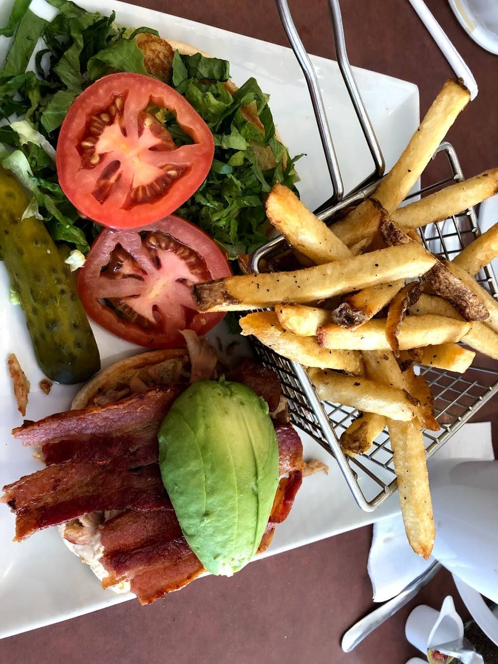 105 Cafe | cafe | 3010 W Davis St, Conroe, TX 77304, USA | 9365393447 OR +1 936-539-3447