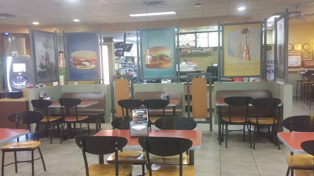 Jack in the Box | restaurant | 2851 W Berry St, Fort Worth, TX 76109, USA | 8179212471 OR +1 817-921-2471