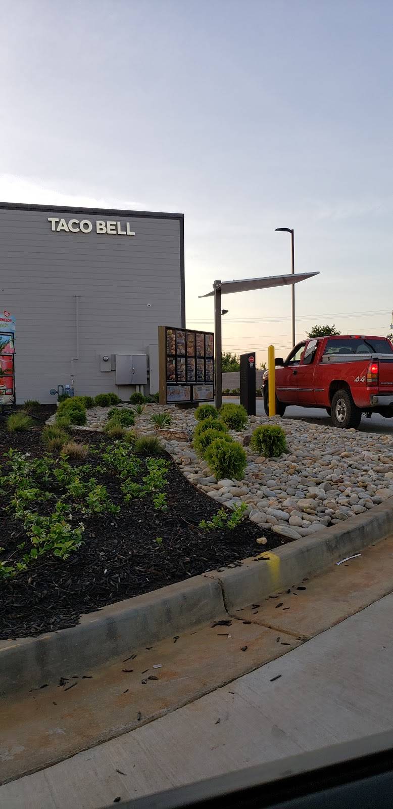 Taco Bell | restaurant | 5 Charlie Harper drive, Cartersville, GA 30120, USA | 4703152910 OR +1 470-315-2910