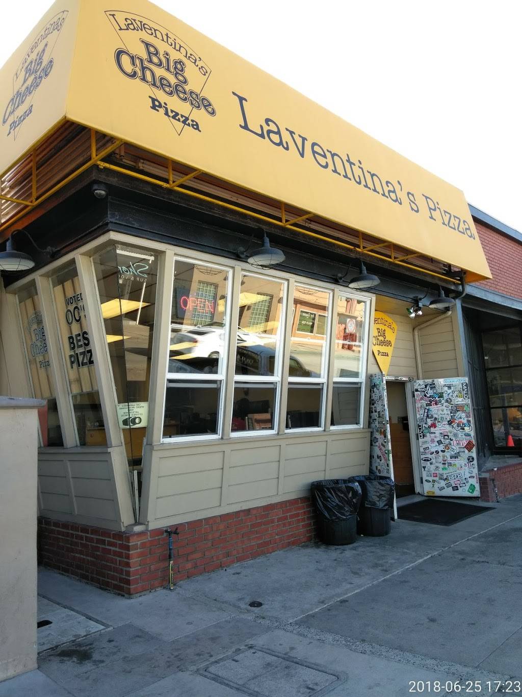 Laventinas Big Cheese Pizza | meal delivery | 2819 Newport Blvd suite b, Newport Beach, CA 92663, USA | 9496751980 OR +1 949-675-1980