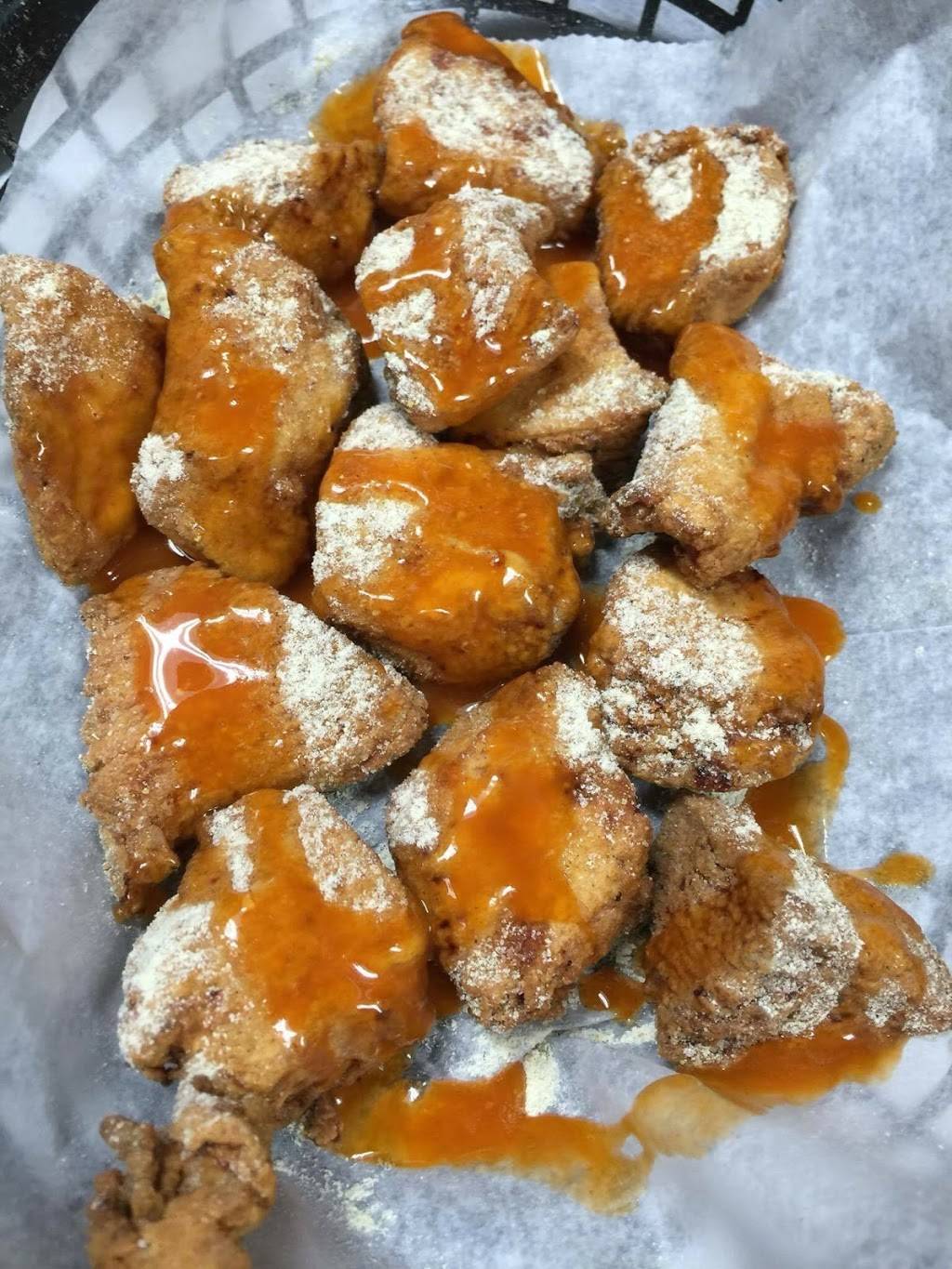 Lansing Fish Market | restaurant | 815 Edgewood Blvd # D, Lansing, MI 48911, USA | 5178822676 OR +1 517-882-2676