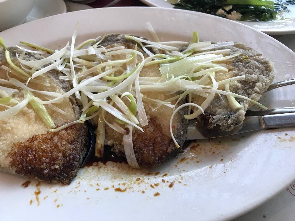 The Rideau Restaurant | restaurant | 500 Eagleson Rd, Kanata, ON K2M 1H4, Canada | 6132548824 OR +1 613-254-8824