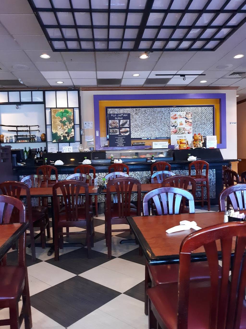 Fuji Japan Steakhouse & Sushi | restaurant | 204 Greenville Blvd SW, Greenville, NC 27834, USA | 2523534848 OR +1 252-353-4848