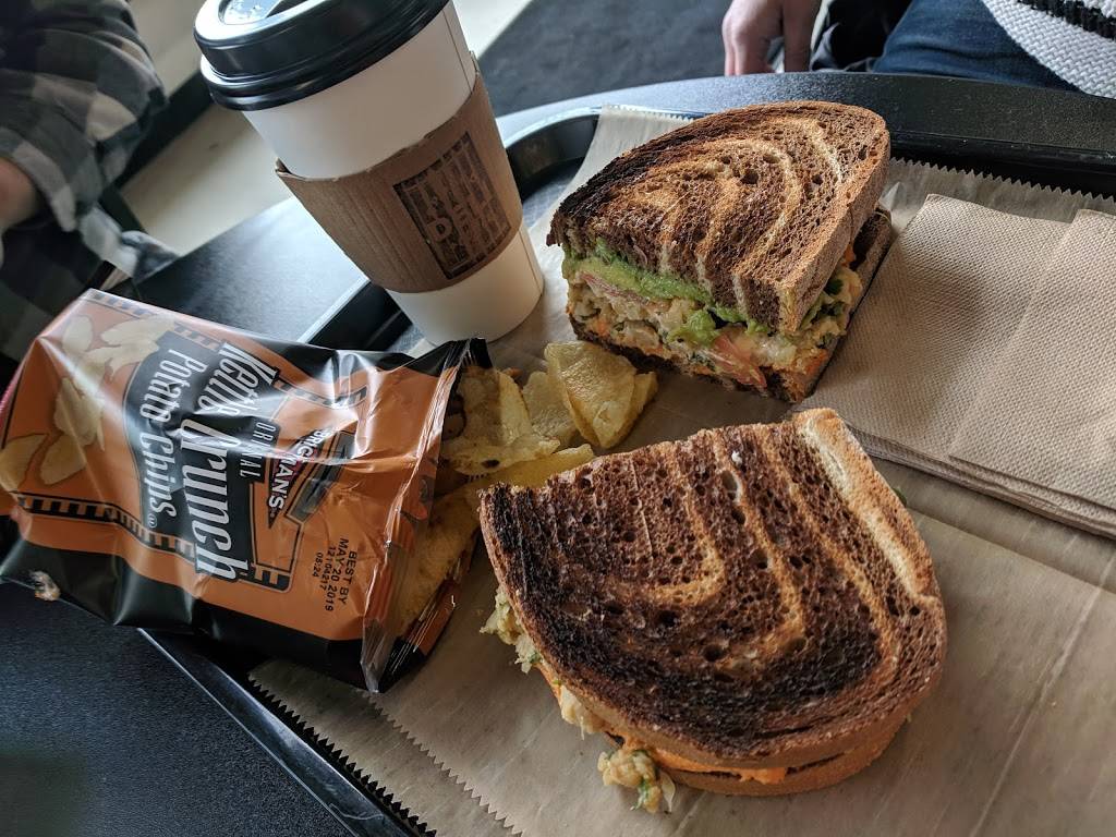 Spread Deli + Coffee | restaurant | 4215 Cass Ave, Detroit, MI 48201, USA | 3137824946 OR +1 313-782-4946