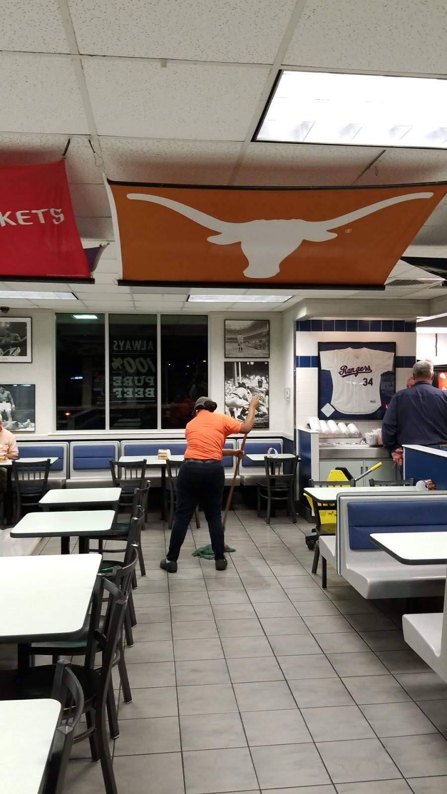 Whataburger | restaurant | 7241, I-10, Orange, TX 77630, USA | 4098838799 OR +1 409-883-8799