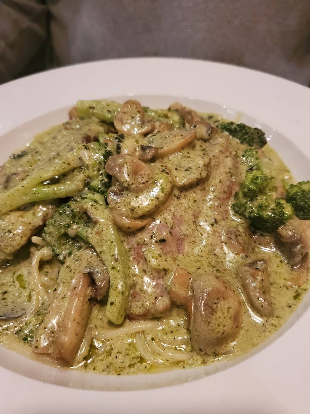 Napoli’s Italian Restaurant | restaurant | 5571 S 48th St, Lincoln, NE 68516, USA | 5315003540 OR +1 531-500-3540