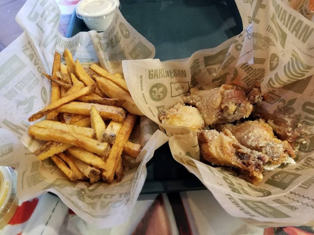 Wingstop | meal takeaway | 2086 S, Miller Park Way, West Milwaukee, WI 53219, USA | 4146499464 OR +1 414-649-9464