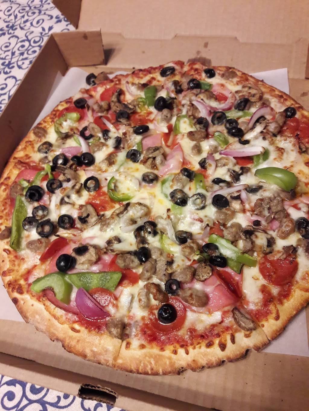 Garlic Jims Famous Gourmet Pizza Tezel Road | meal delivery | 7664 Tezel Rd #105, San Antonio, TX 78250, USA | 2105205467 OR +1 210-520-5467