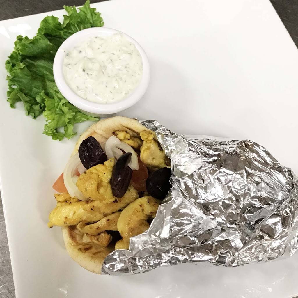 McKnights Kitchen & Tap | restaurant | 2201 Burns Ave, St Paul, MN 55119, USA | 6517312220 OR +1 651-731-2220