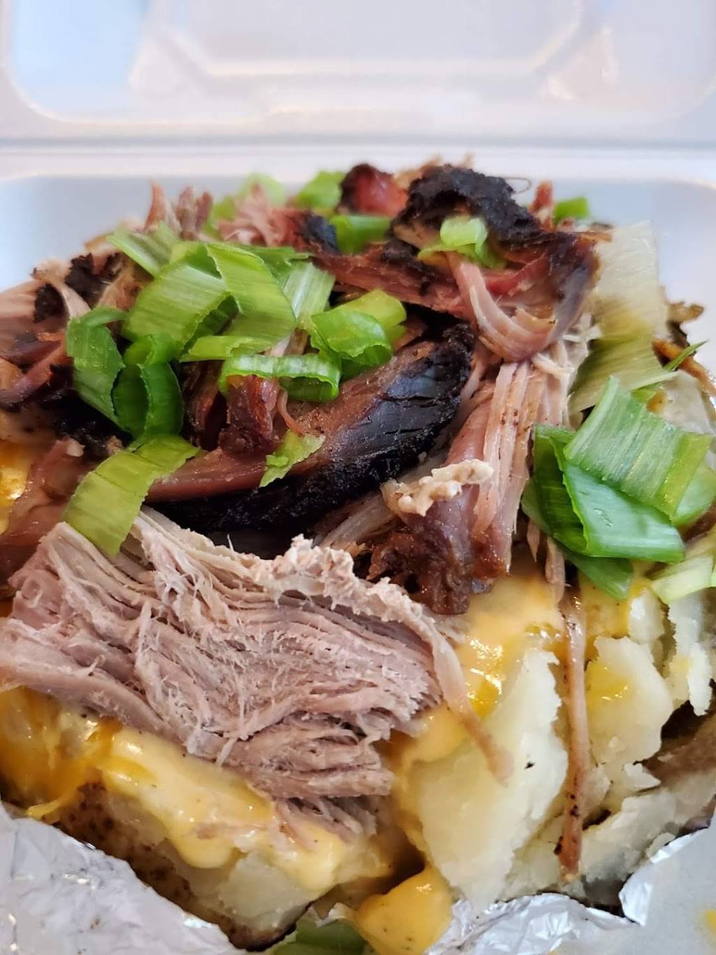 East Gate BBQ Express | restaurant | 123 La Neuville Rd, Youngsville, LA 70592, USA | 3378378667 OR +1 337-837-8667