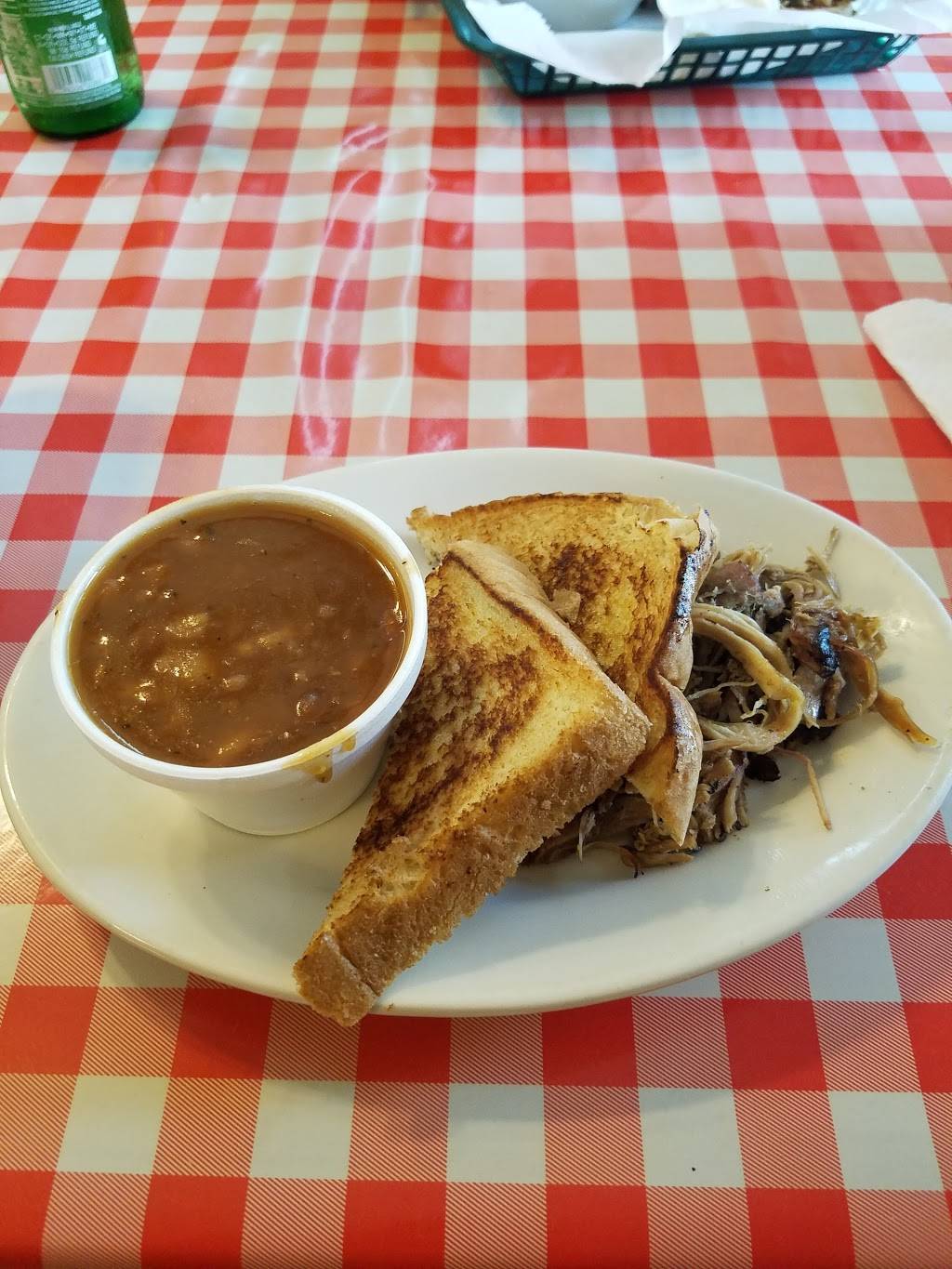 Smokehouse BBQ Company | restaurant | 1941 Milligan Hwy, Elizabethton, TN 37643, USA | 4235181776 OR +1 423-518-1776