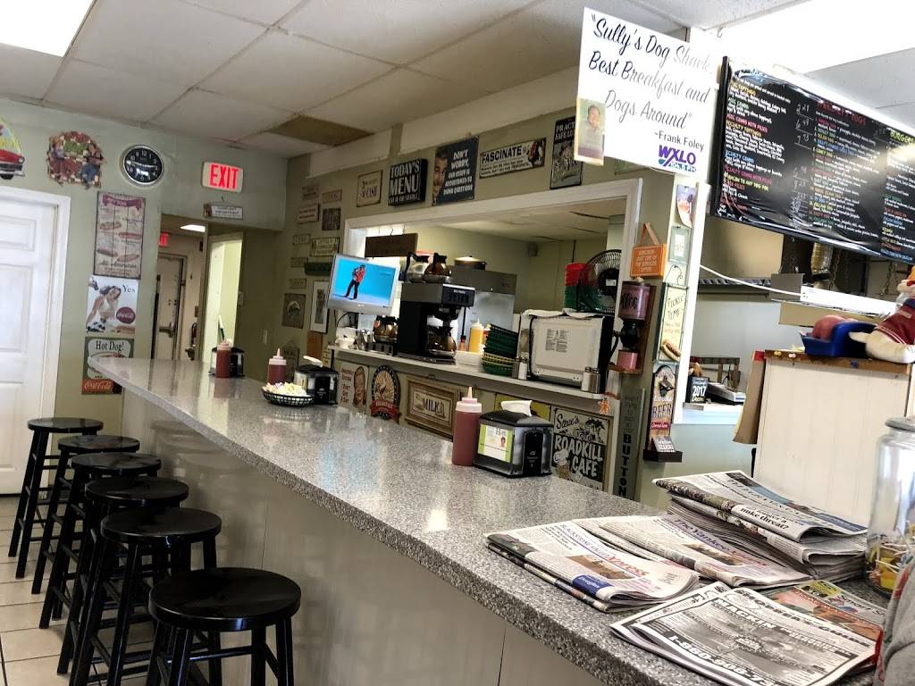 Sullys Dog Shack | restaurant | 184 W Main St, Dudley, MA 01571, USA | 5089436471 OR +1 508-943-6471