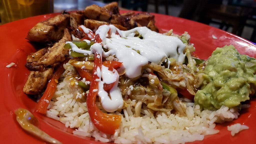 Hurricane Sports Grill | meal takeaway | 8641 W 13th St N Suite 111, Wichita, KS 67212, USA | 3162609686 OR +1 316-260-9686