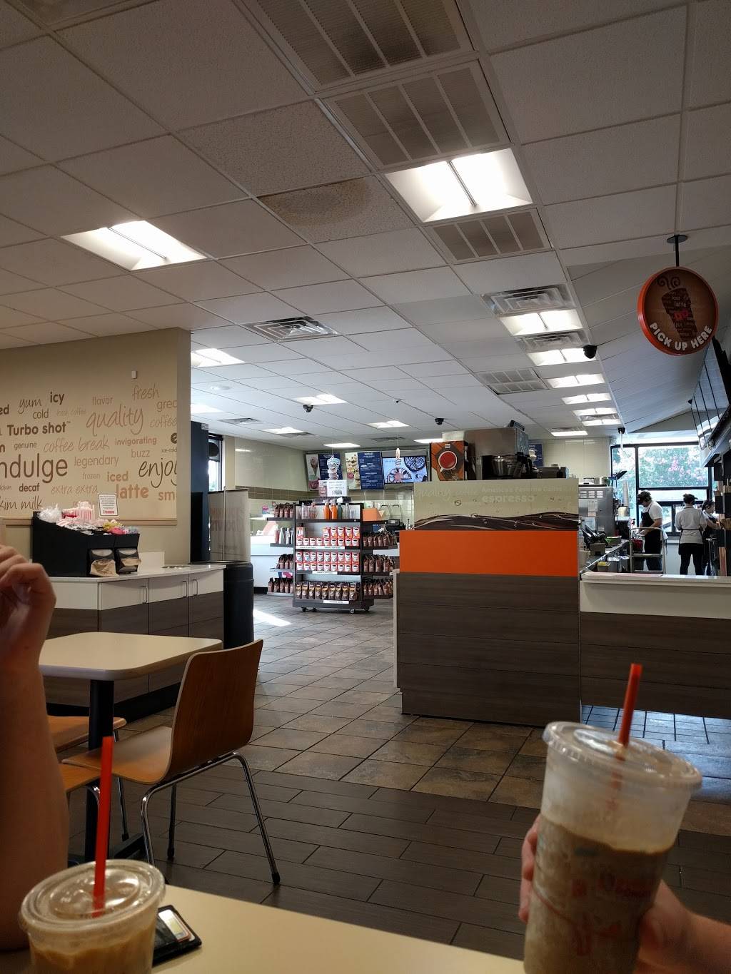 Dunkin | bakery | 18121 Coastal Hwy, Rehoboth Beach, DE 19971, USA | 3026458744 OR +1 302-645-8744