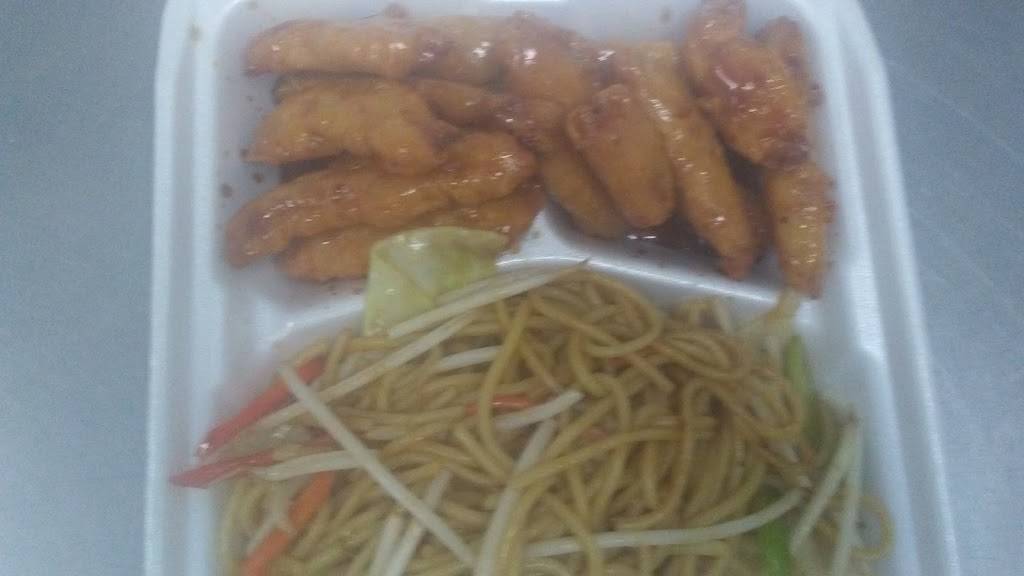 Chai Tips Thai & Chinese | restaurant | 3925 N M.L.K. Blvd, North Las Vegas, NV 89032, USA | 7026368992 OR +1 702-636-8992