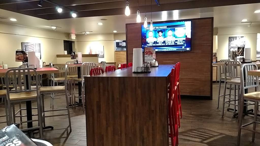 Pizza Hut | restaurant | 337 E National Rd, Vandalia, OH 45377, USA | 9378987353 OR +1 937-898-7353