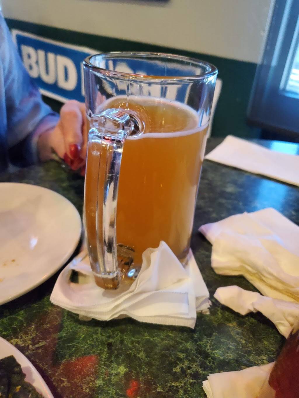 Bullys Sports Bar & Grill | restaurant | 9725 Pyramid Way #1001, Sparks, NV 89436, USA | 7754244800 OR +1 775-424-4800