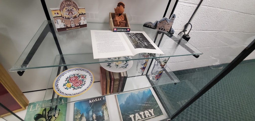 American Slovak Club | restaurant | 2915 Broadway, Lorain, OH 44055, USA | 4402455146 OR +1 440-245-5146