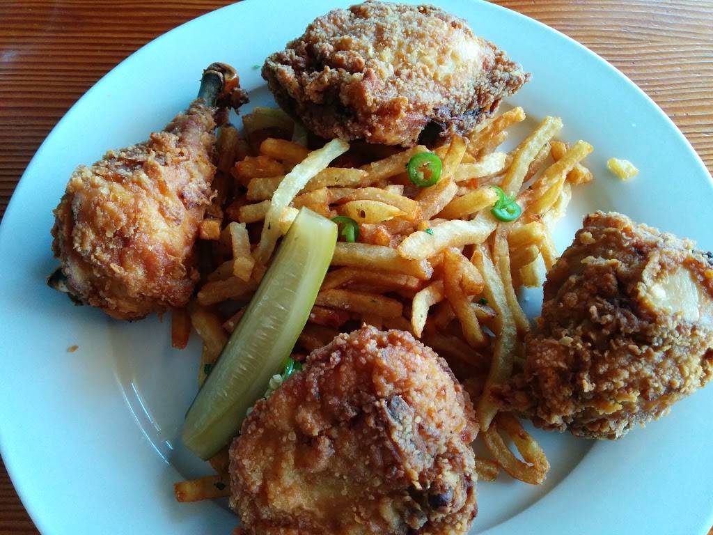 Olivia | restaurant | 2043 S Lamar Blvd, Austin, TX 78704, USA | 5128042700 OR +1 512-804-2700