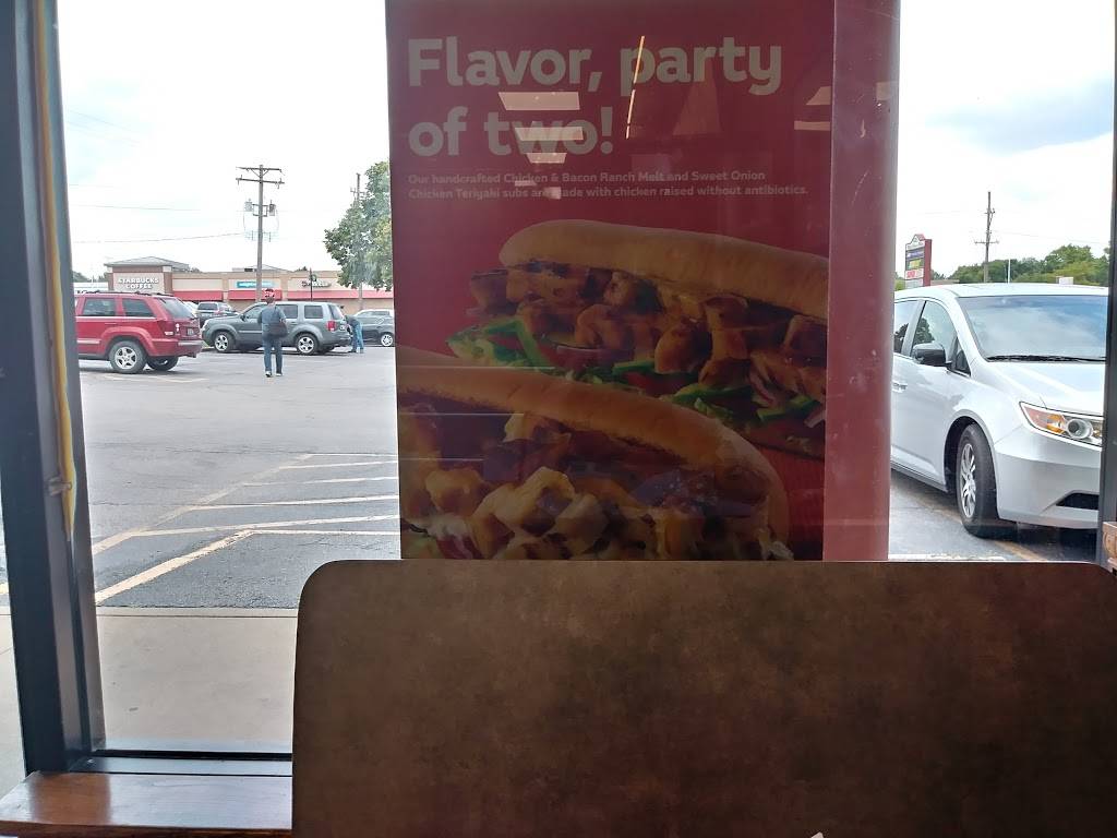 Subway Restaurants | restaurant | 357 Ogden Ave, Westmont, IL 60559, USA | 6309602225 OR +1 630-960-2225