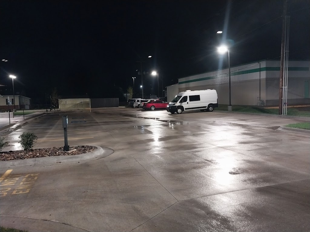 Starbucks | cafe | 3512 10th St, Great Bend, KS 67530, USA | 6206039010 OR +1 620-603-9010