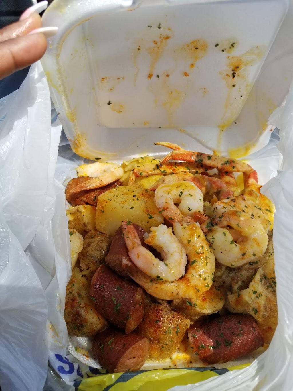 Wats Crackin Garlic Crab | restaurant | 368 Candler Rd SE, Atlanta, GA 30317, USA | 4048395688 OR +1 404-839-5688