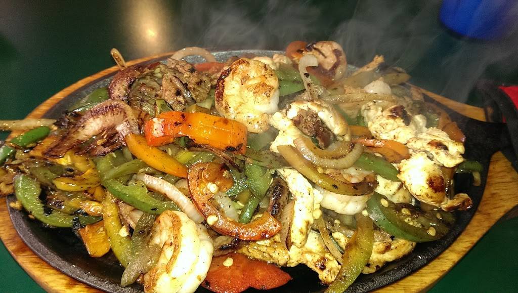 El Zarape De Antonio Mexican Restaurant | restaurant | 2310 Capuano St, Lumberton, NC 28358, USA | 9108024381 OR +1 910-802-4381