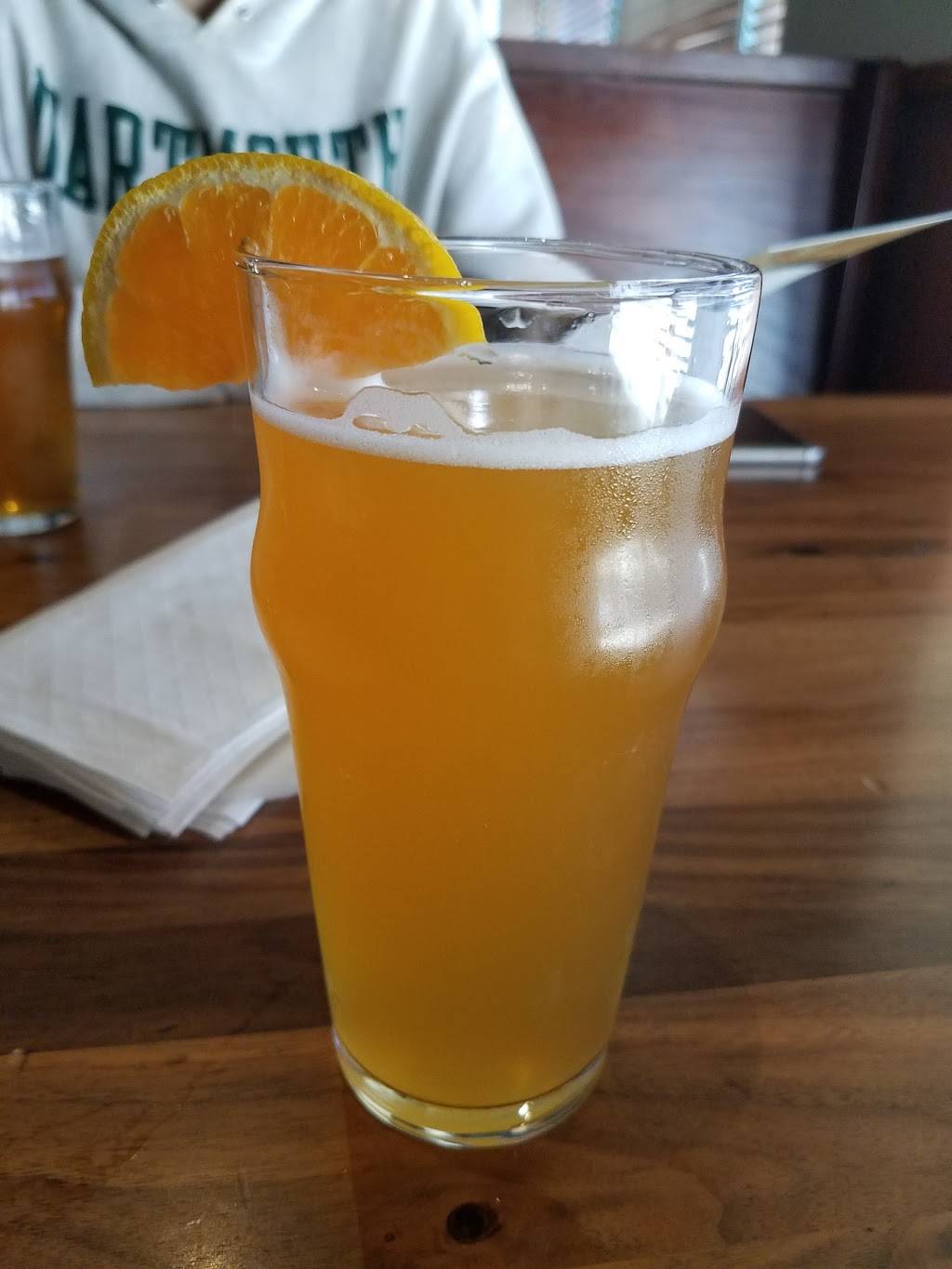 Buffalo Wing Factory | restaurant | 2260-D Hunters Woods Plaza, Reston, VA 20191, USA | 7033909015 OR +1 703-390-9015