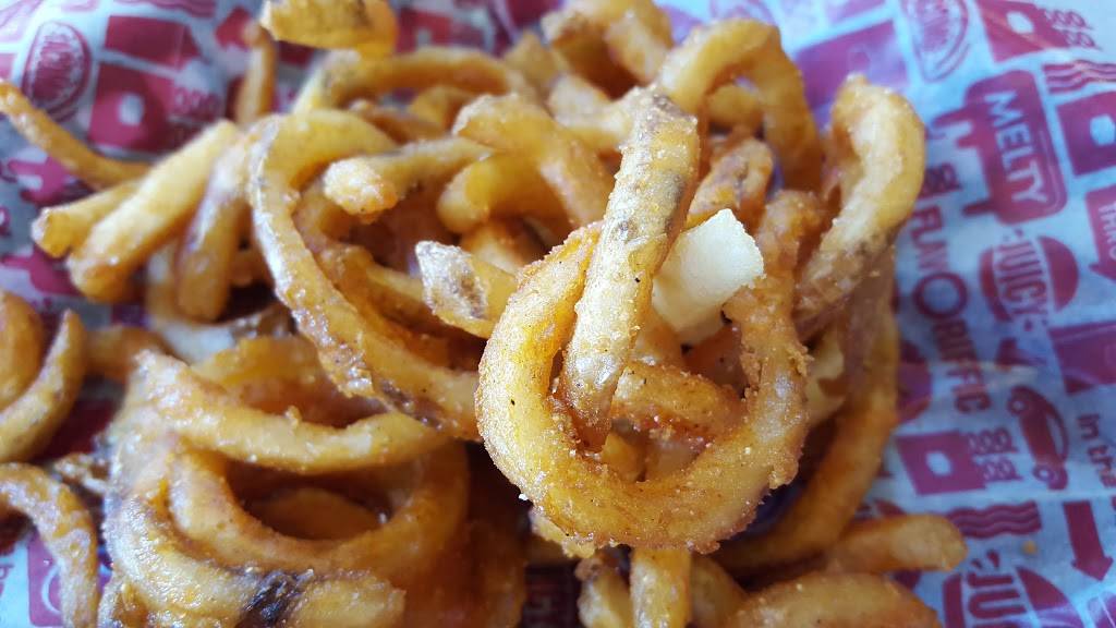 Jack in the Box | restaurant | 9101 Johnson Dr, Merriam, KS 66202, USA | 9132369671 OR +1 913-236-9671