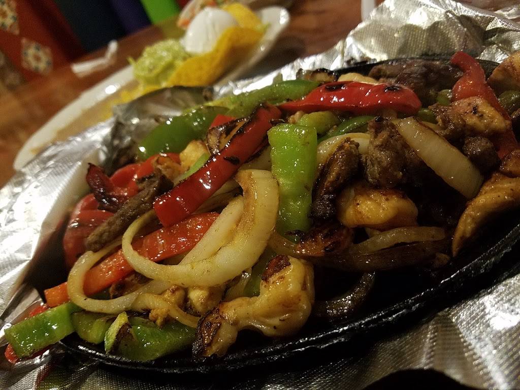 Guillermos Double L | restaurant | 1830 S 4th Ave, Tucson, AZ 85713, USA | 5207921585 OR +1 520-792-1585