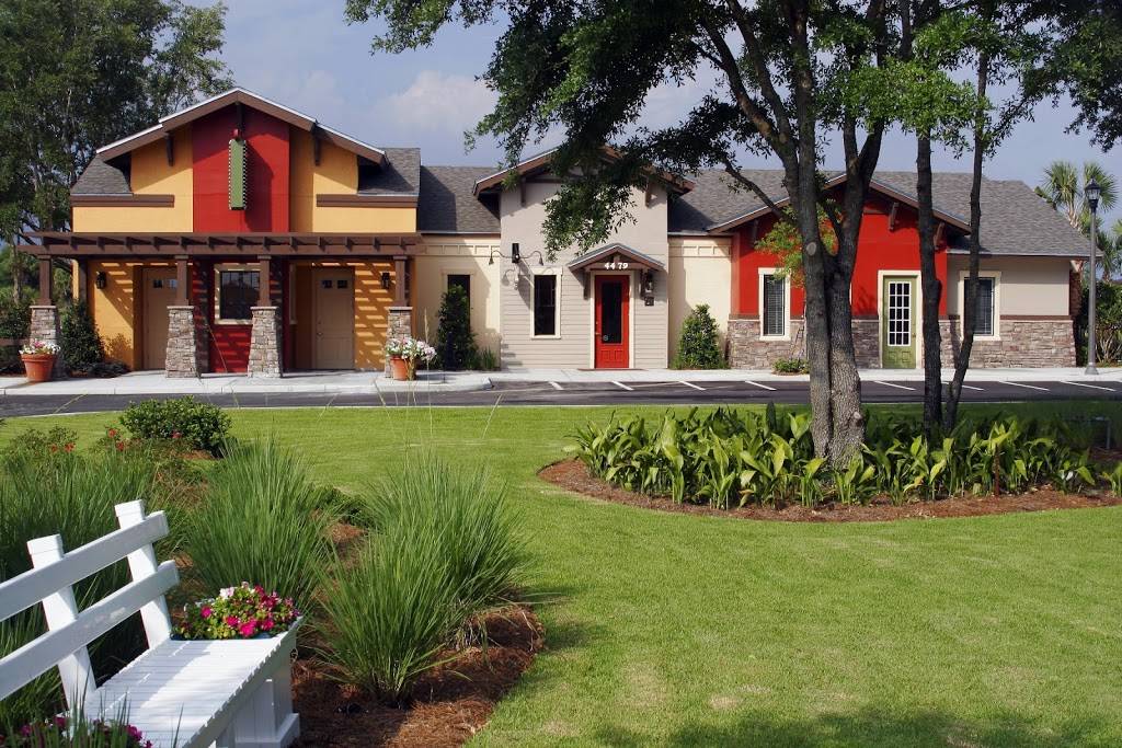 Chesapeake Bay Grille at Arlington Ridge | restaurant | 4467 Arlington Ridge Blvd, Leesburg, FL 34748, USA | 3523150066 OR +1 352-315-0066