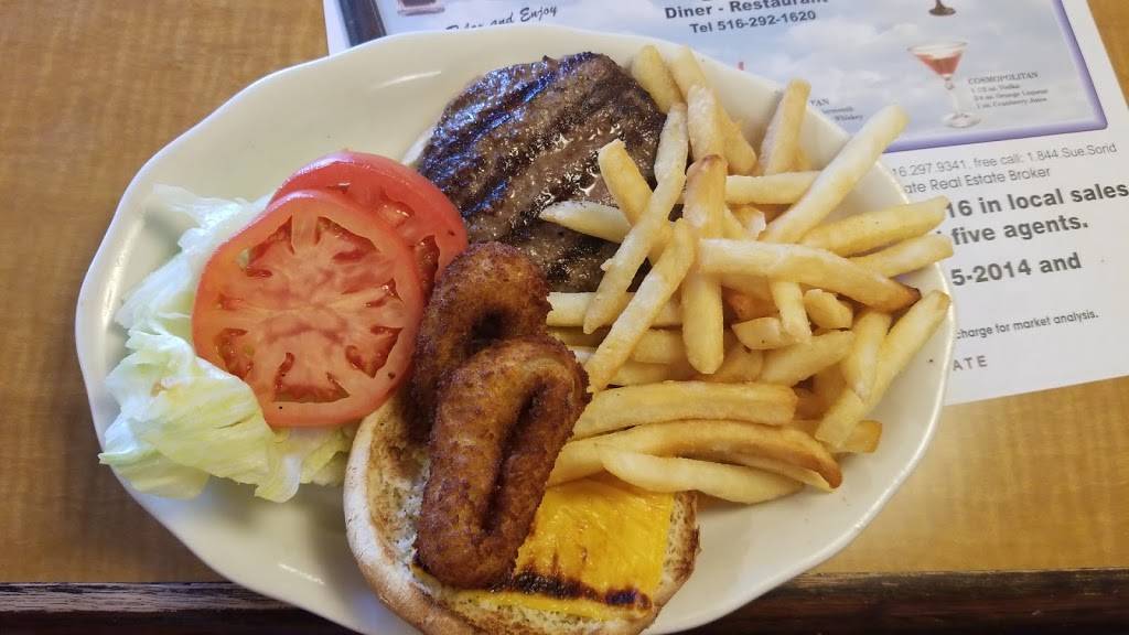 Apollo Restaurant Diner | restaurant | 630 Merrick Ave, East Meadow, NY 11554, USA | 5162921620 OR +1 516-292-1620