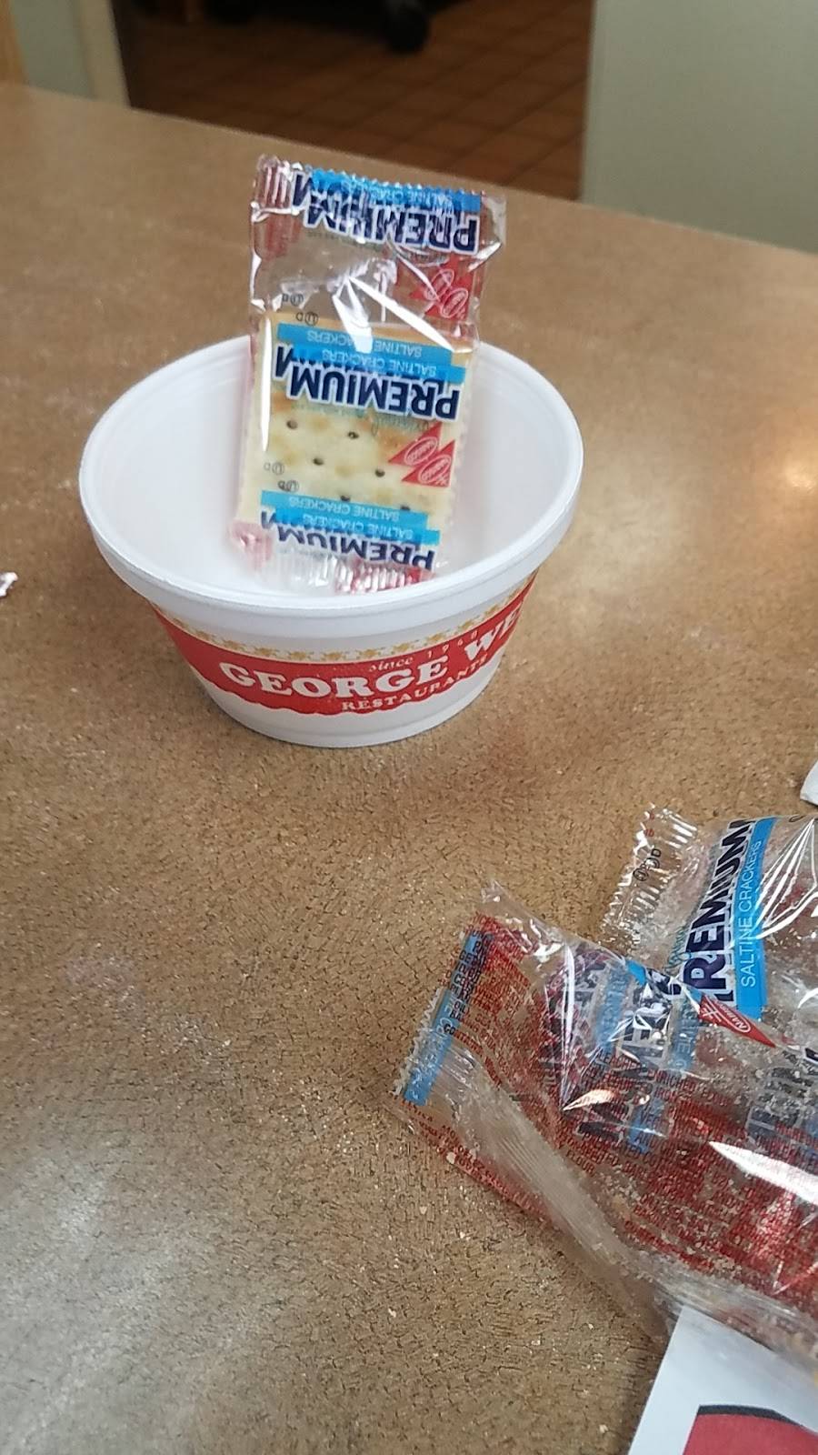 George Webb Restaurant | cafe | 4845 W Forest Home Ave, Milwaukee, WI 53219, USA | 4142494100 OR +1 414-249-4100