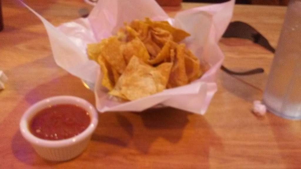 Peraltas Mexican Restaurant | restaurant | 310 W Garland St, Grand Saline, TX 75140, USA | 9039623949 OR +1 903-962-3949