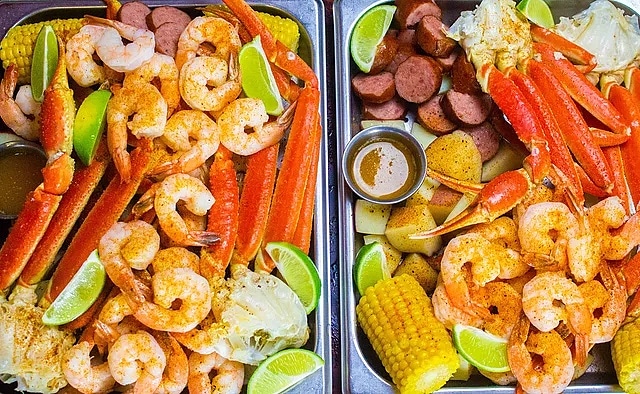 Local Steamer Seafood Market | restaurant | 14656 Front Beach Rd, Panama City Beach, FL 32413, USA | 8508669330 OR +1 850-866-9330