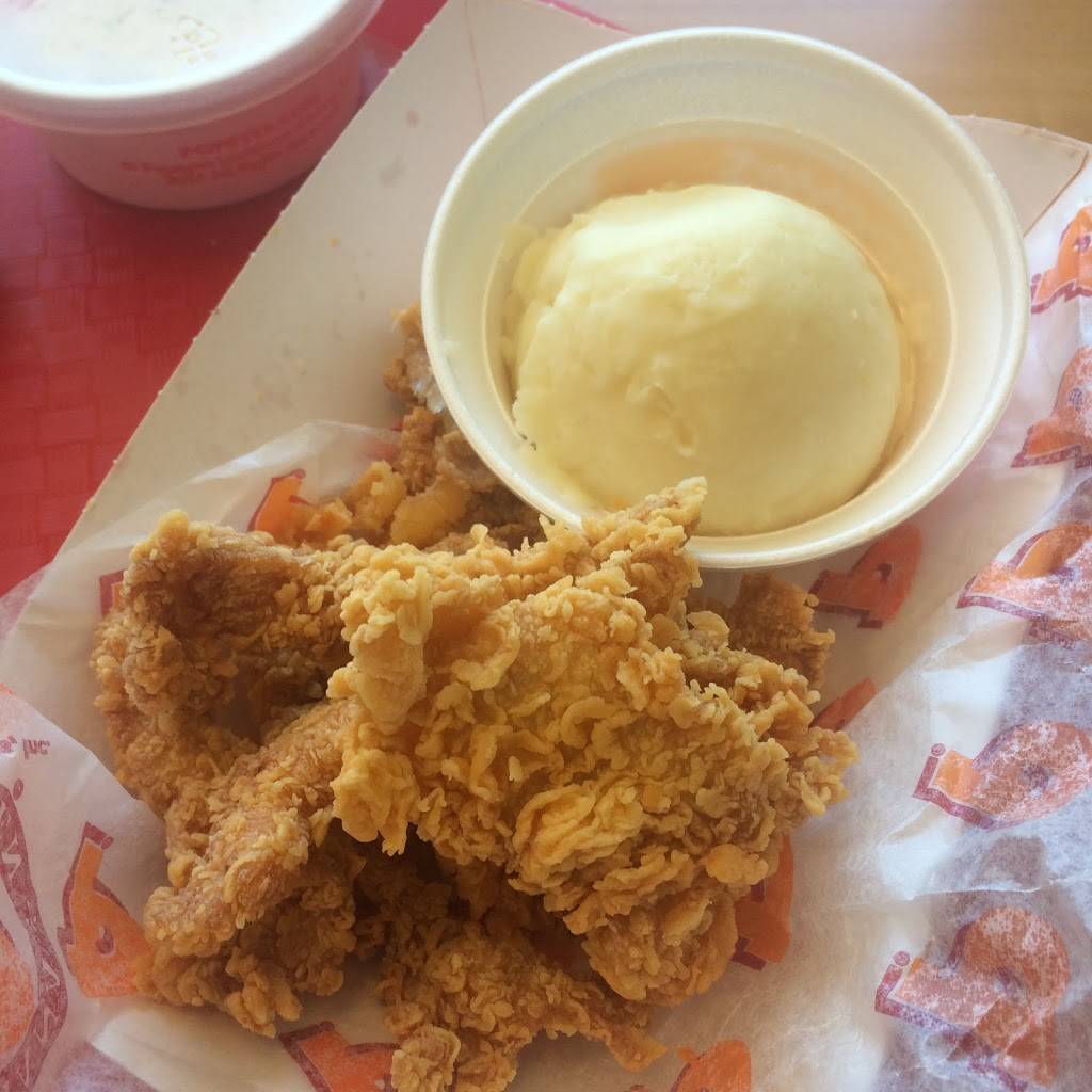 Popeyes Louisiana Kitchen | restaurant | 133-42 Whitestone Expy, Flushing, NY 11354, USA | 7188863300 OR +1 718-886-3300