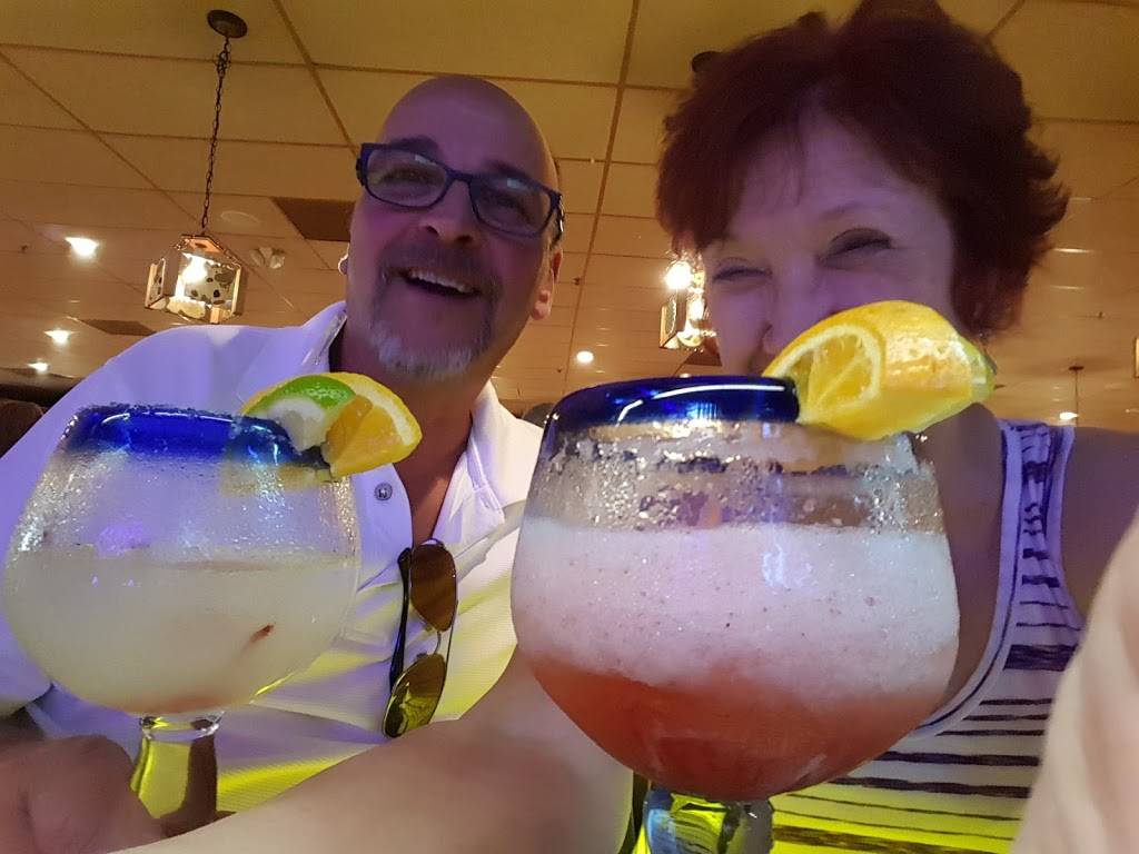 El Campesino | restaurant | 4097 William Penn Hwy, Monroeville, PA 15146, USA | 4123731772 OR +1 412-373-1772