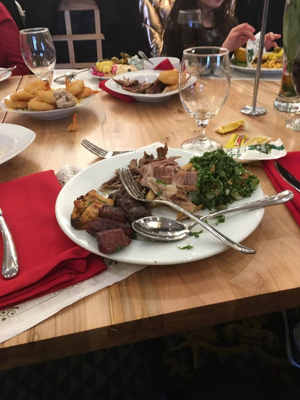 Larsa restaurant | restaurant | 3995 E 14 Mile Rd, Sterling Heights, MI 48310, USA | 5865547566 OR +1 586-554-7566