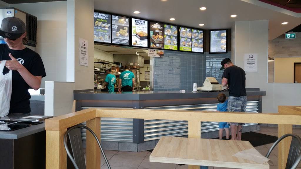 Taco Bell | meal takeaway | 300 Tecumseh Rd E, Windsor, ON N8N 3S7, Canada | 5199717268 OR +1 519-971-7268