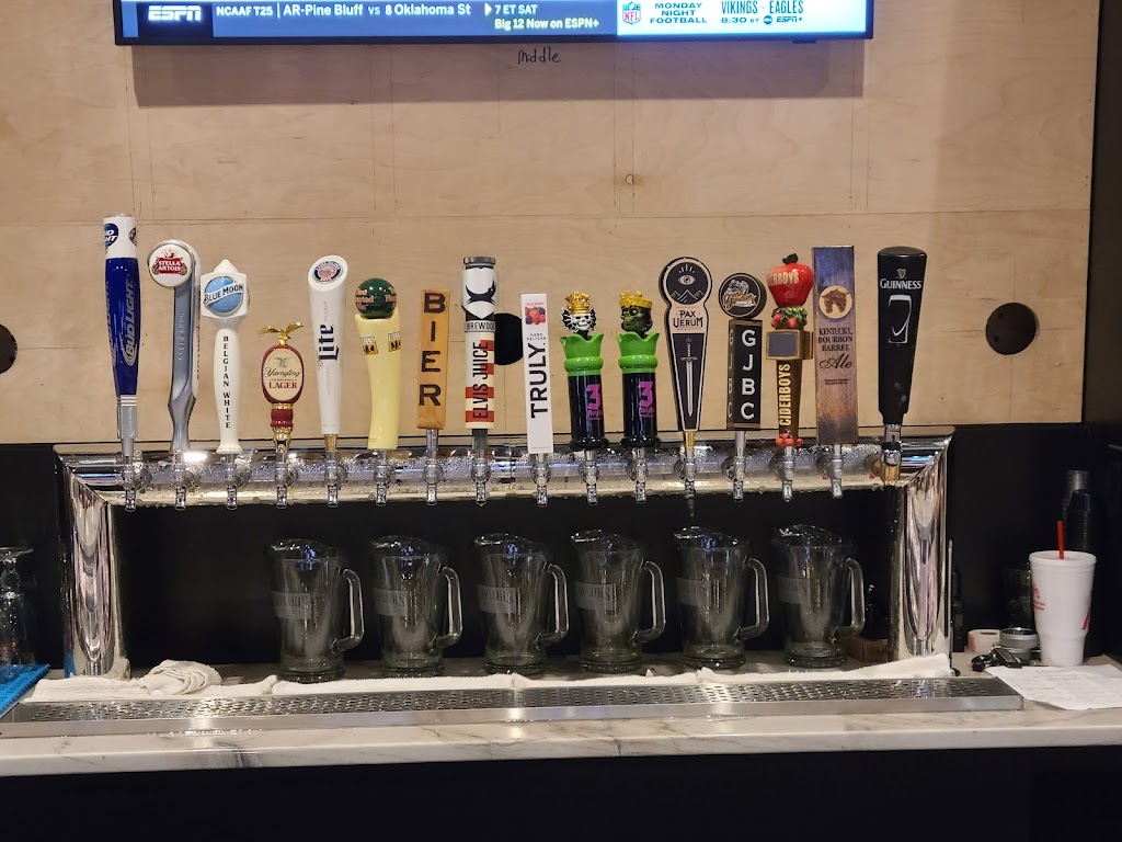 Taylors Bar & Table | restaurant | 8015 S Indiana 13 Suite 3, Pendleton, IN 46064, USA | 3177477820 OR +1 317-747-7820