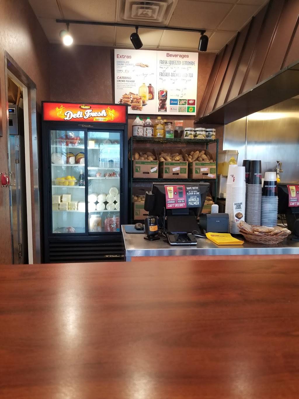 Penn Station East Coast Subs | meal takeaway | 6409 W Grand Ave, Gurnee, IL 60031, USA | 8478551332 OR +1 847-855-1332