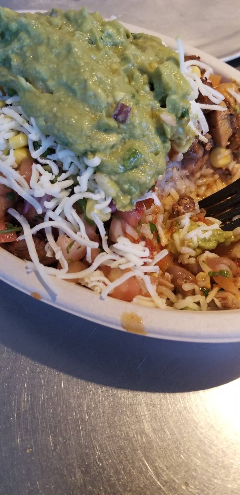 Chipotle Mexican Grill | restaurant | 7427 W Thomas Rd Ste 5, Phoenix, AZ 85033, USA | 6232401662 OR +1 623-240-1662