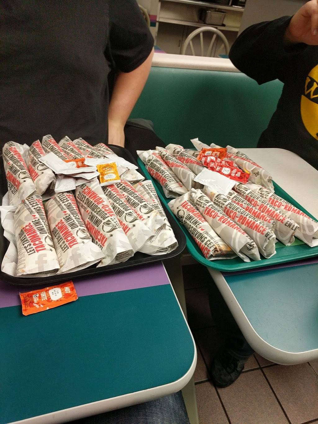 Taco Bell | meal takeaway | 1145 Highbury Ave N, London, ON N5Y 1A5, Canada | 5194559737 OR +1 519-455-9737