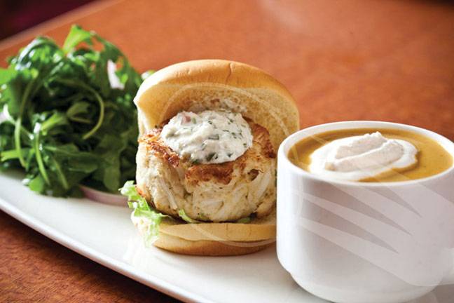 333 Belrose Bar & Grill | restaurant | 333 Belrose Ln, Wayne, PA 19087, USA | 6102931000 OR +1 610-293-1000