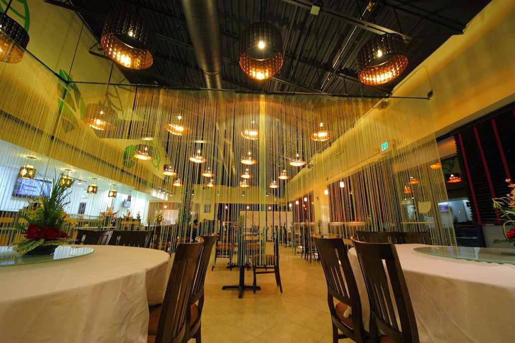 Lus Sushi & Chinese | restaurant | 2001 S Naperville Rd, Wheaton, IL 60189, USA | 6308582006 OR +1 630-858-2006