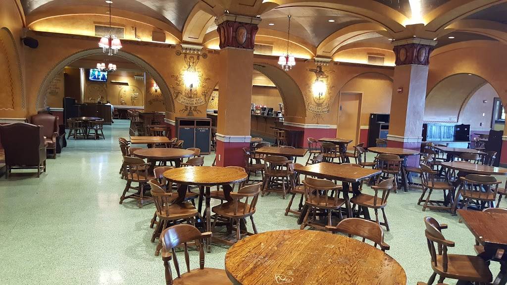 Memorial Union Terrace | restaurant | level 1 and lower level, 800 Langdon St, Madison, WI 53706, USA | 6082653000 OR +1 608-265-3000