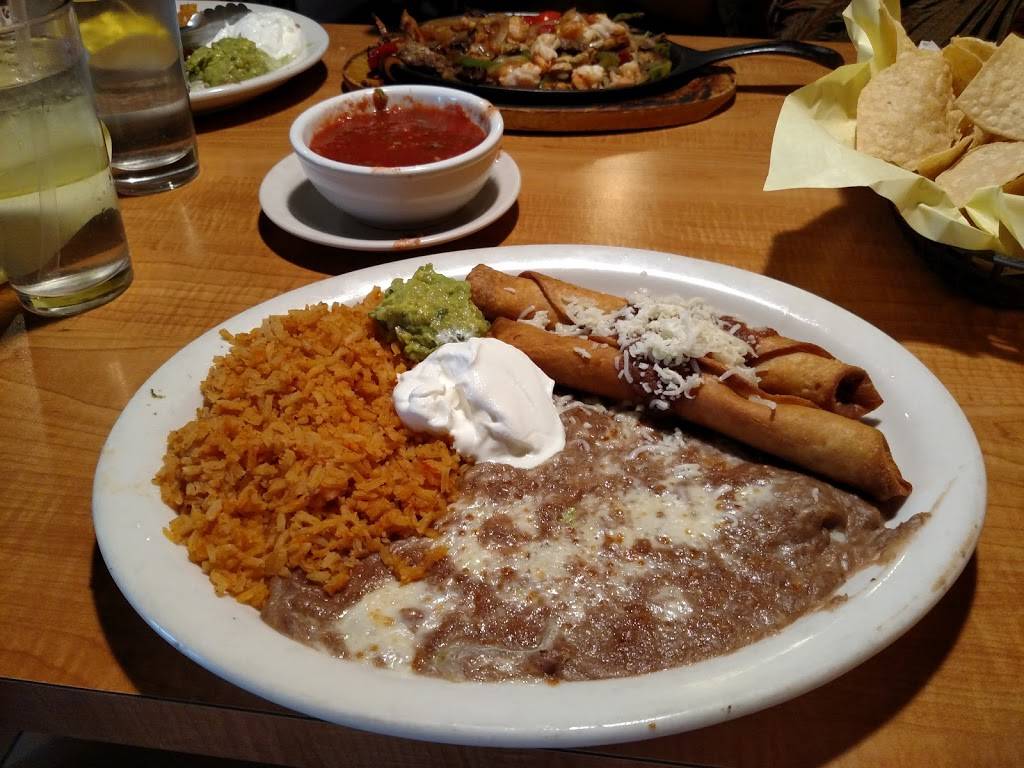 Mama Marias Grill | restaurant | 4204 Phelan Rd, Phelan, CA 92371, USA | 7608684886 OR +1 760-868-4886