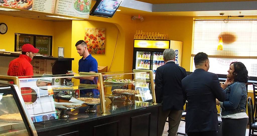 La Vero Pizza & Restaurant | meal delivery | 45 York St, New Haven, CT 06511, USA | 2038650088 OR +1 203-865-0088