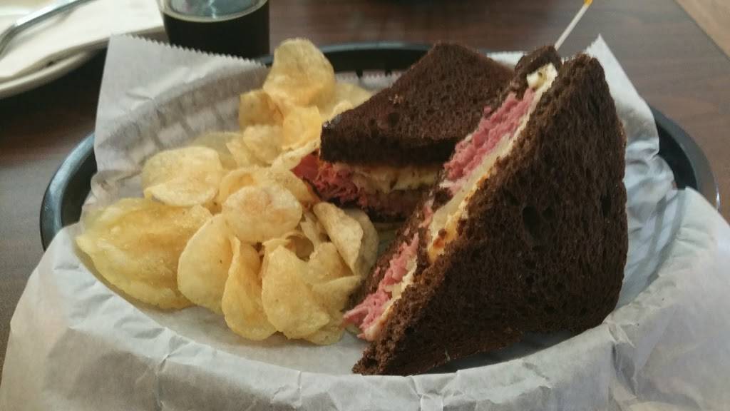 Osgood Brewing | restaurant | 4051 Chicago Dr SW, Grandville, MI 49418, USA | 6164323881 OR +1 616-432-3881